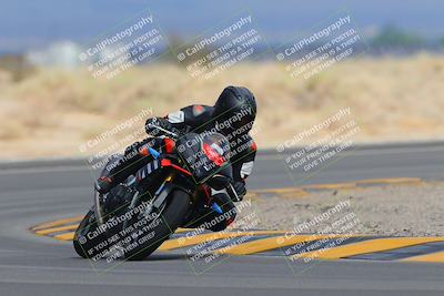 media/Sep-11-2022-SoCal Trackdays (Sun) [[81b7e951af]]/Turn 16 (945am)/